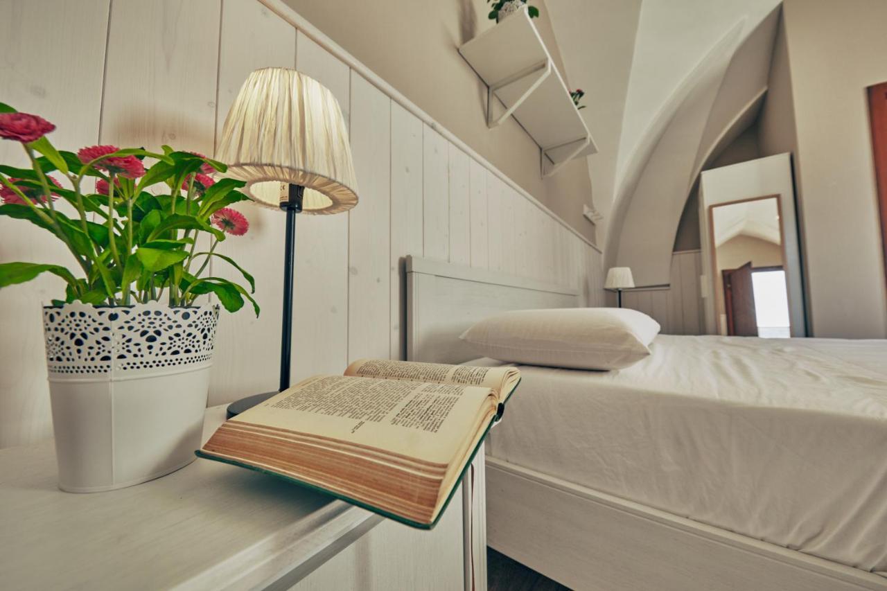 Le Terrazze B&B プルサーノ エクステリア 写真