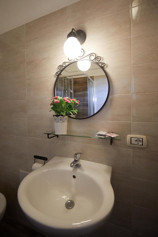 Le Terrazze B&B プルサーノ エクステリア 写真