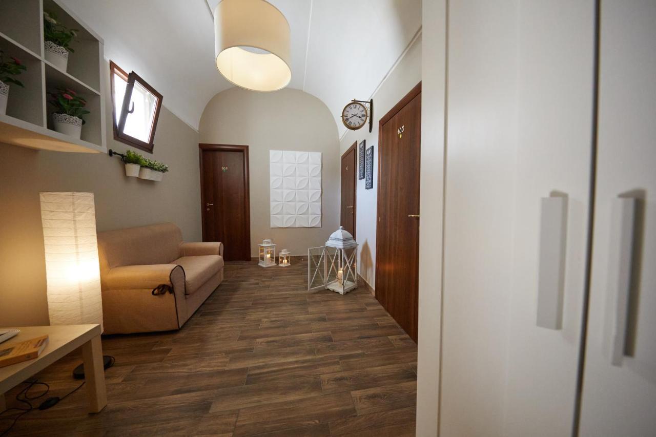 Le Terrazze B&B プルサーノ エクステリア 写真